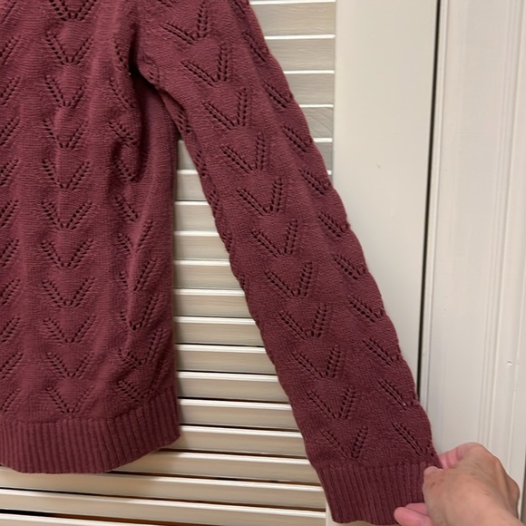 OshKosh B’gosh Cardigan / Sweater in Brick, Size 14, EUC - Picture 8 of 17